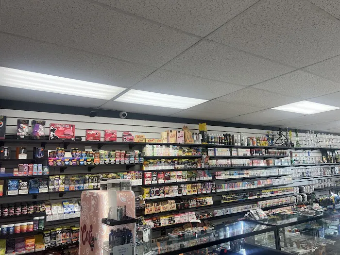 Plainfield smokes and vape 2