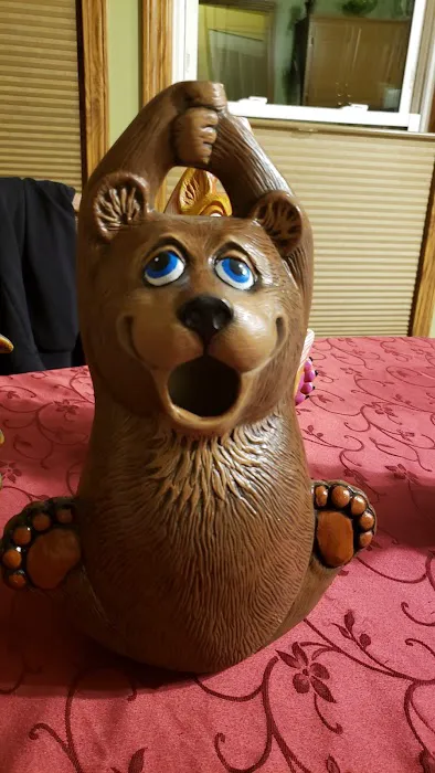 Howard's Ceramics & Gifts 2