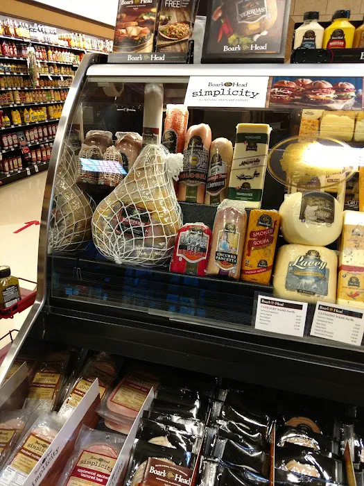 D&W Fresh Market 4