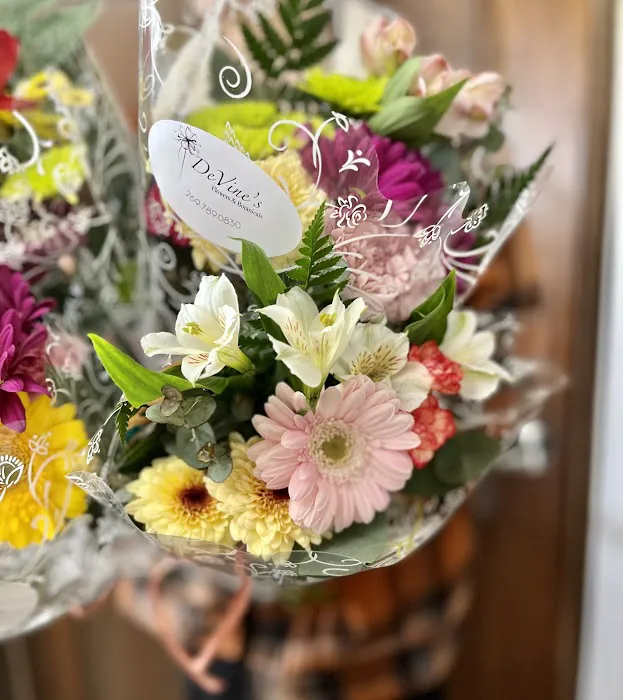 DeVine’s Flowers & Botanicals 4