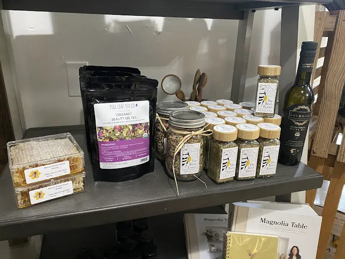 DeVine’s Flowers & Botanicals 7