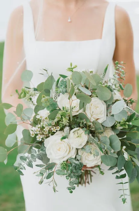 DeVine’s Flowers & Botanicals 1
