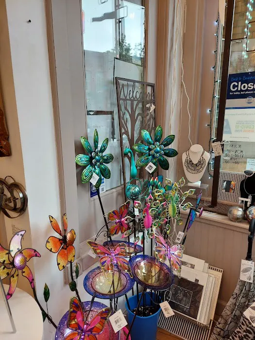 Katalyst Art Gallery & Gift Boutique 3