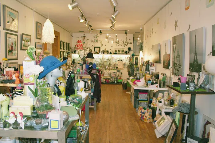 Katalyst Art Gallery & Gift Boutique 9