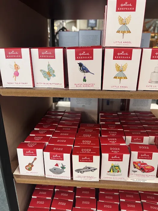 Betty's Hallmark Shop 4