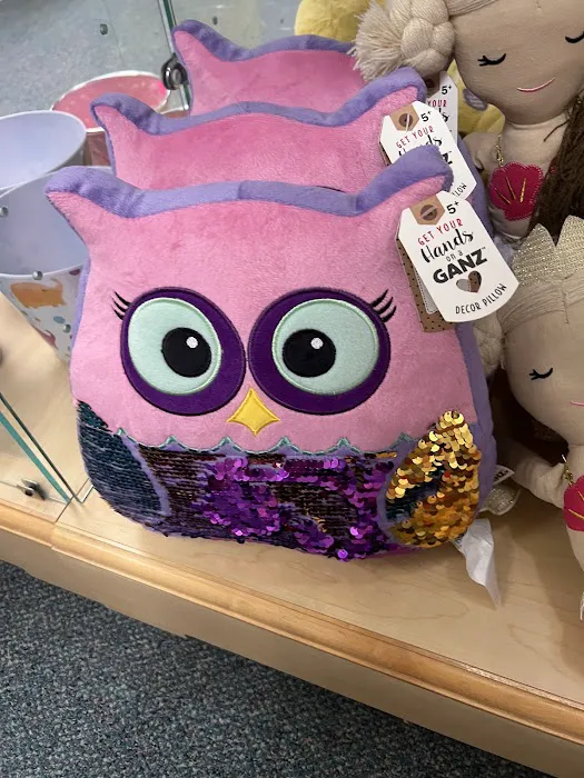 Betty's Hallmark Shop 5