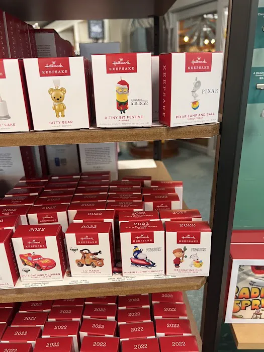 Betty's Hallmark Shop 6