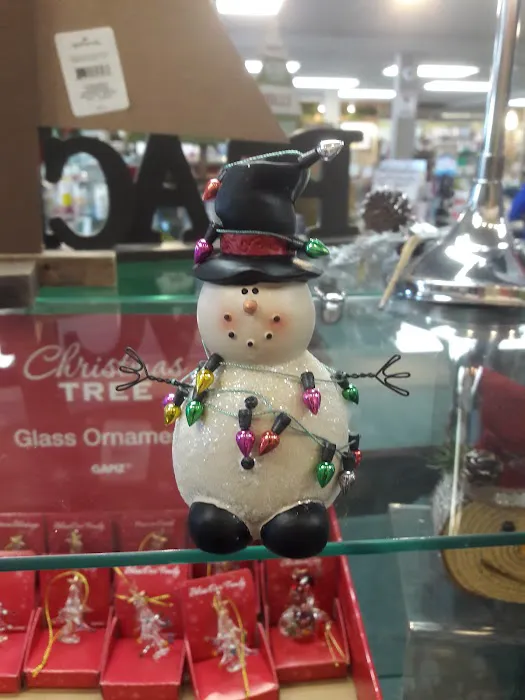 Betty's Hallmark Shop 7