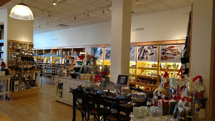 Williams-Sonoma 4