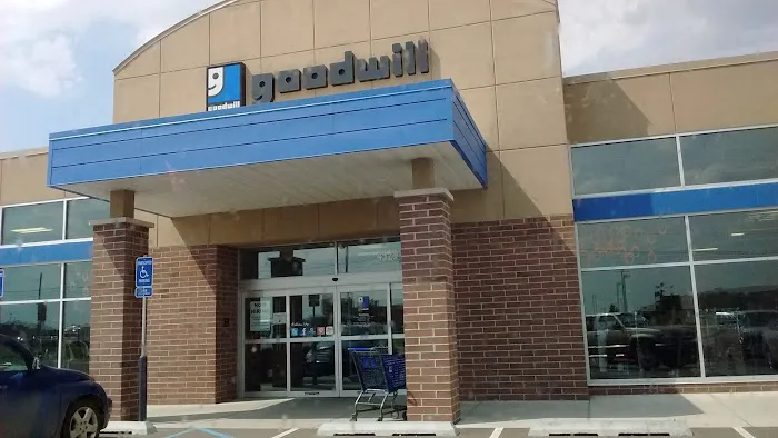 Goodwill Store 2