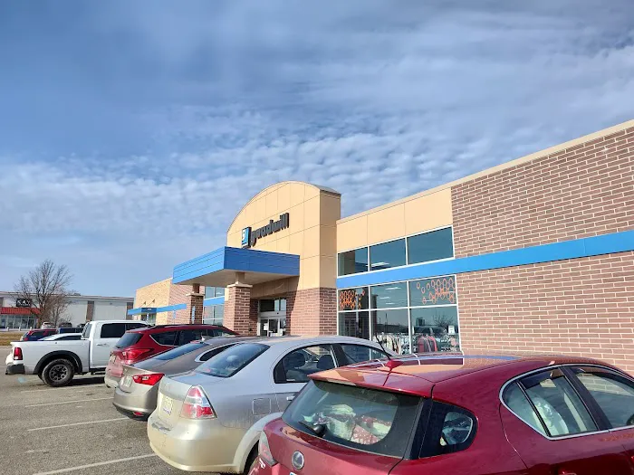 Goodwill Store 8