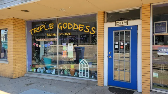 Triple Goddess Bookstore 4
