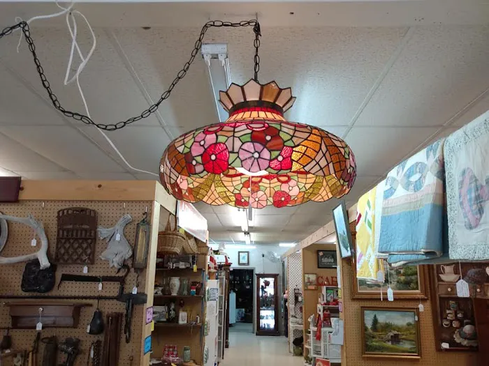 Clare Antique Mall 9