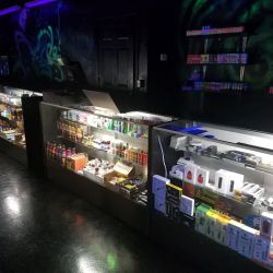 Rise Smoke Shop ico