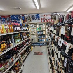 Bulldog Party Store ico