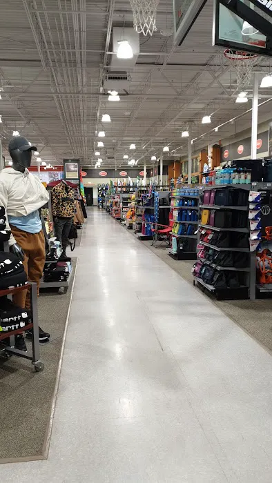 DICK'S Sporting Goods 4