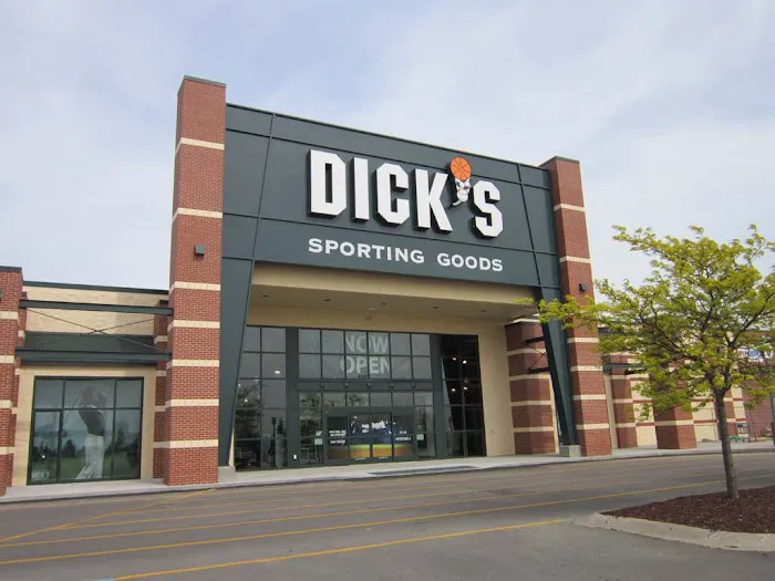 DICK'S Sporting Goods 5