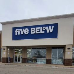 Five Below ico