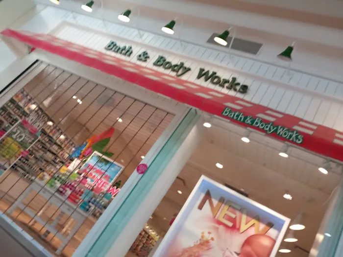 Bath & Body Works 2