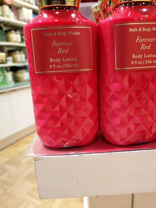 Bath & Body Works 4