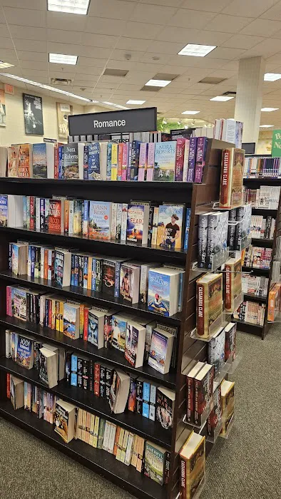 Barnes & Noble 5
