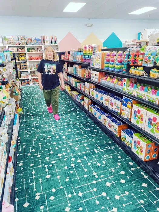 SHOP with MOXIE 5