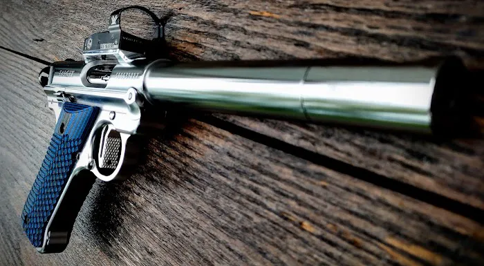 Showtime Guns & Ammo 9