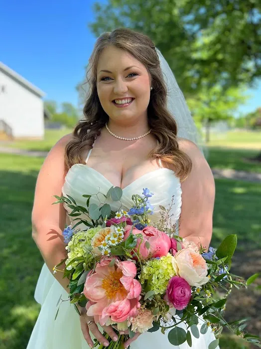 Hannah's Flowers & Floral Preservation 2