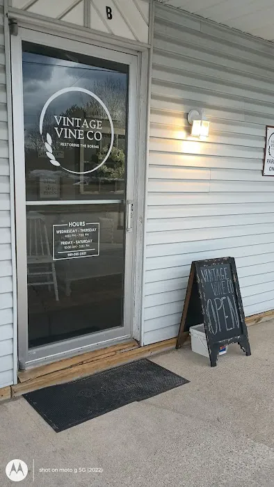 VINTAGE VINE CO 0