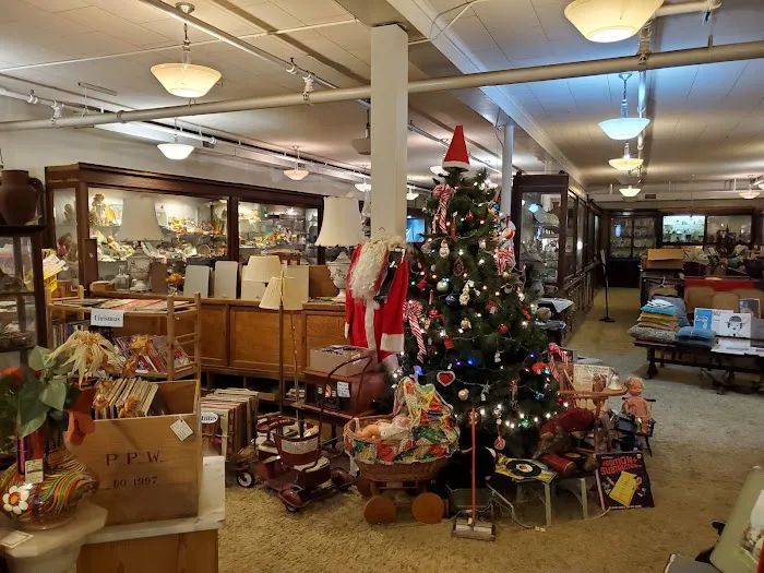 Bay City Antiques Center 3