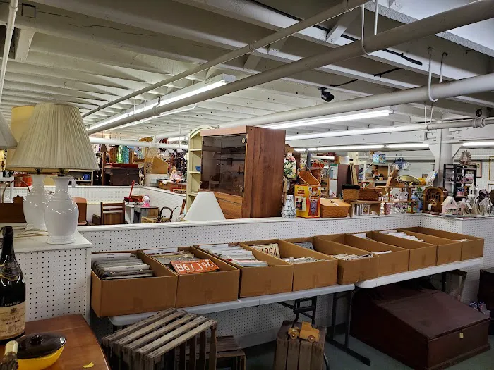Bay City Antiques Center 1