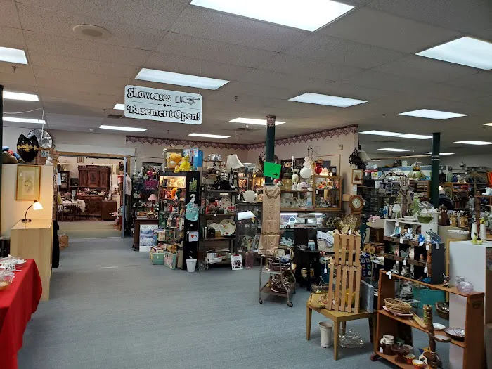 Bay City Antiques Center 2
