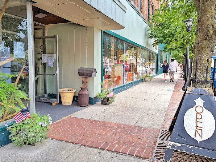 Bay City Antiques Center 8