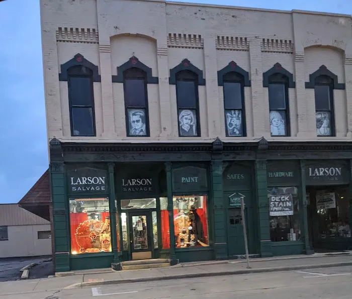 Larson Salvage Co 5