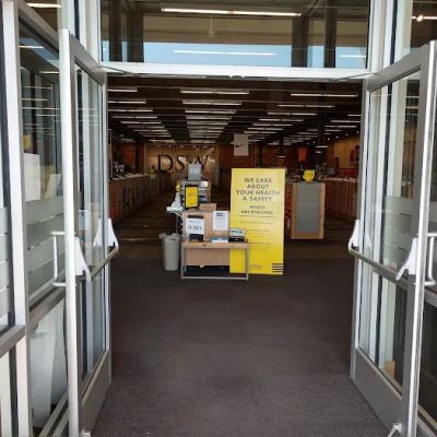 DSW Designer Shoe Warehouse