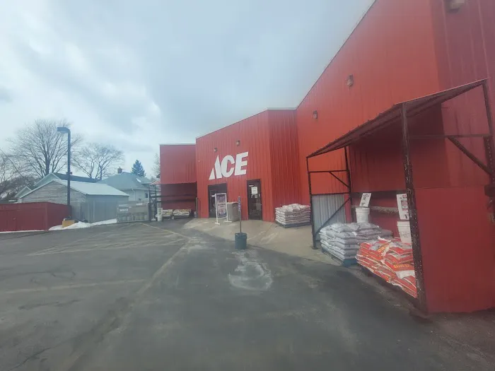 Woodside Ace Hardware 3