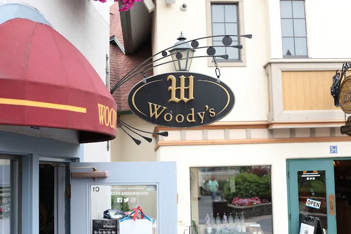 Woody's Store 8