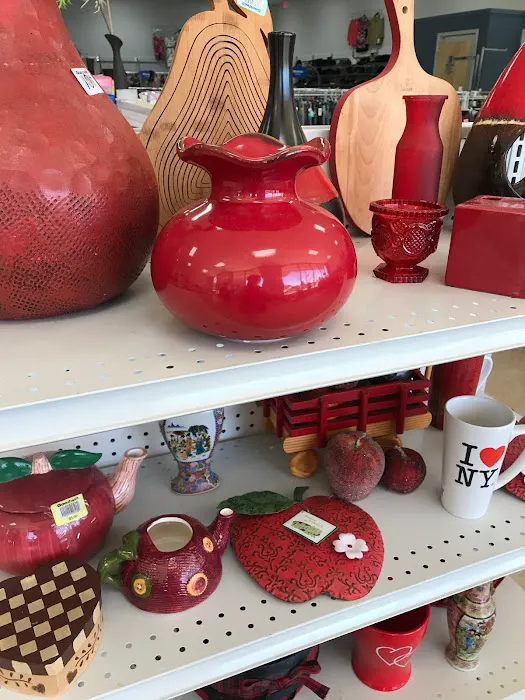 Goodwill Store and Donation Center 6