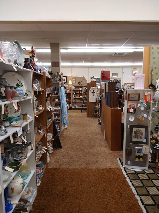 Antiques Mall of Madison 5