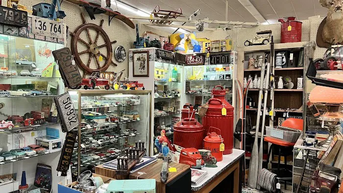 Antiques Mall of Madison 3