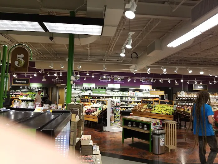 Willy Street Co-op—North 8