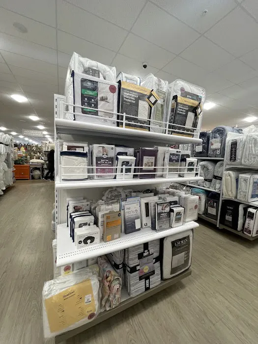 T.J. Maxx & HomeGoods 5