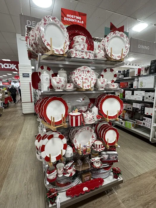 T.J. Maxx & HomeGoods 3