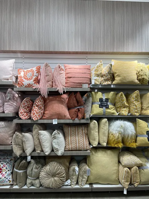 T.J. Maxx & HomeGoods 6
