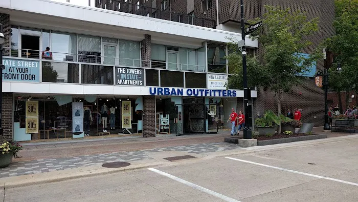 Urban Outfitters 5