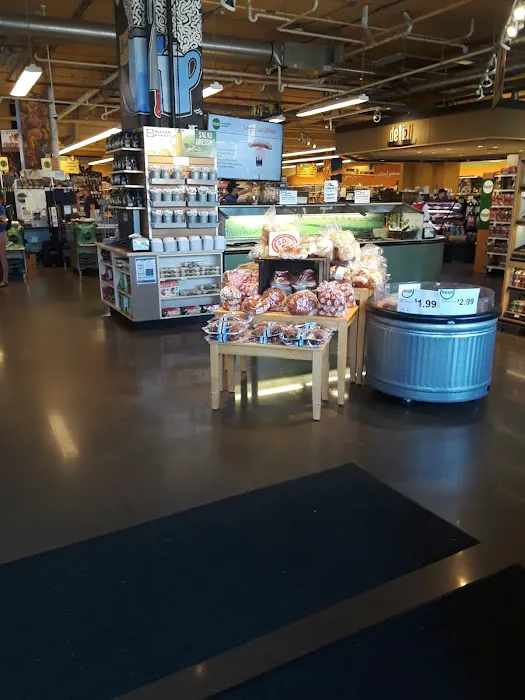 Fresh Madison Market 8