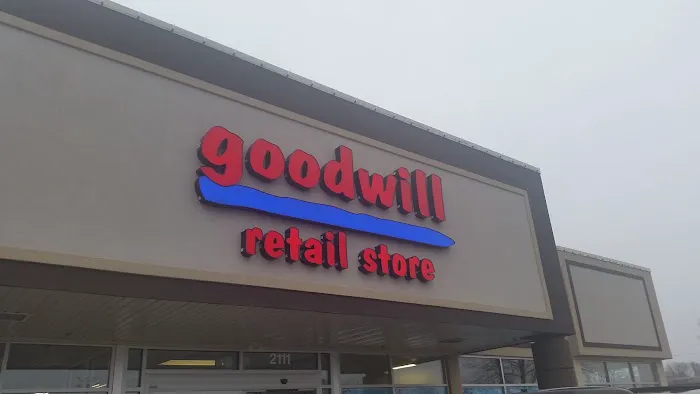 Goodwill Sun Prairie 7