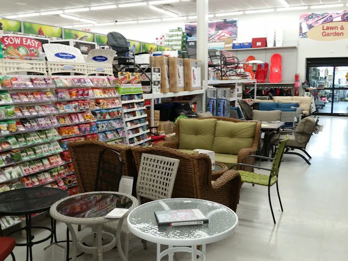 Niemann Ace Hardware 2