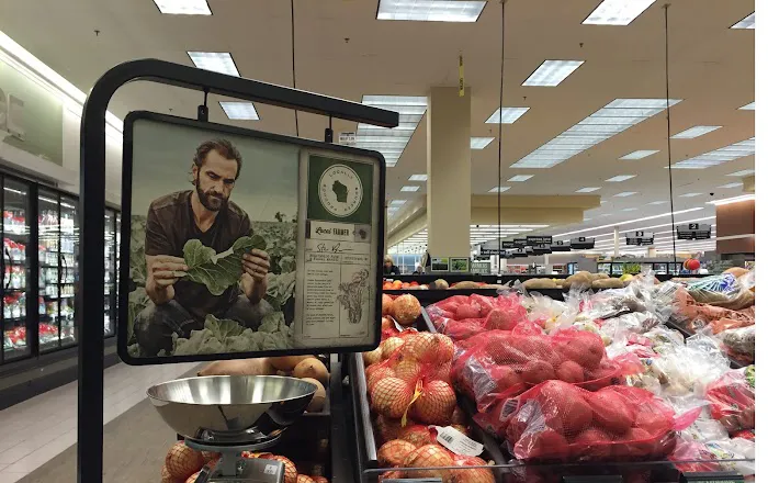 Pick 'n Save 8