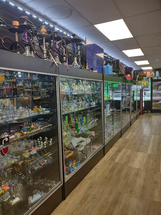 IOWA SMOKE SHOP&VAPE&CIGARS 4